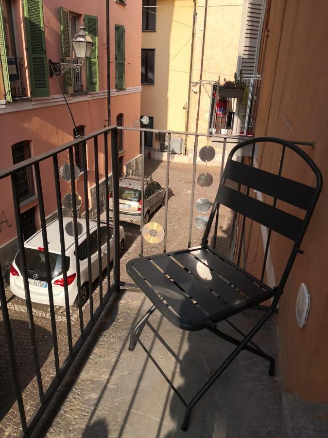 Casa Del Conte Massimiliano Roero Lägenhet Cuneo Exteriör bild